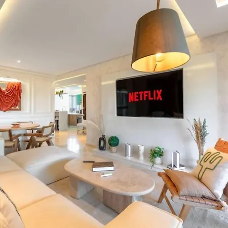 La Dream House Exquisite Apartment
